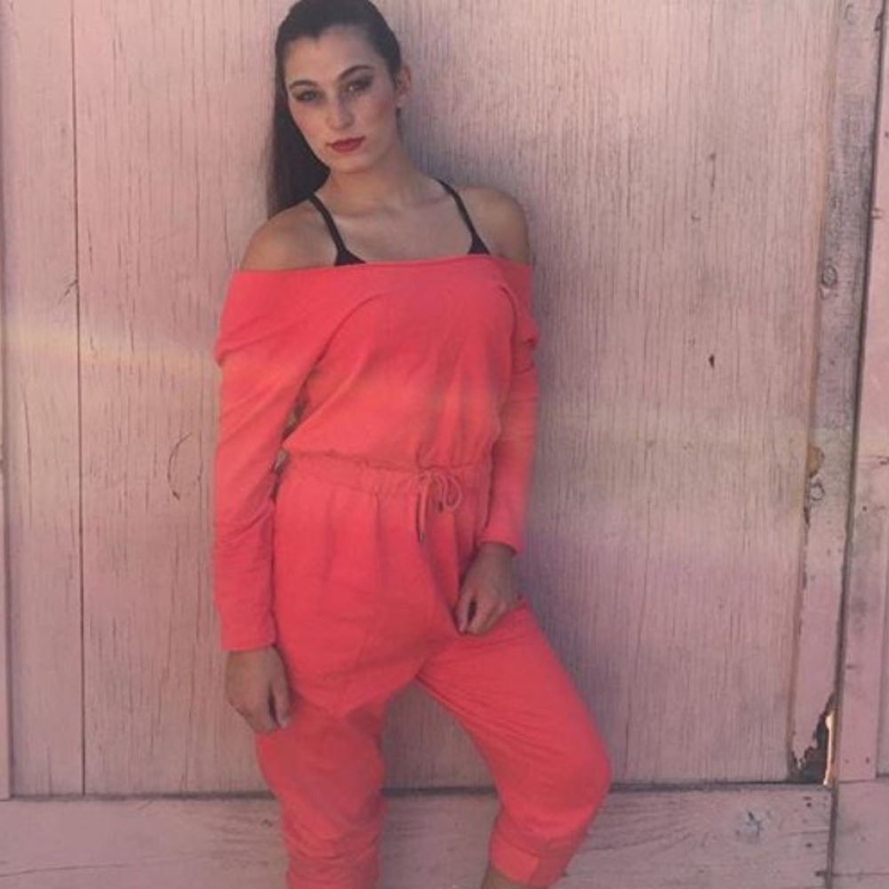 🔥Orange jumpsuit sweatsuit 6 - Picture 1 of 8